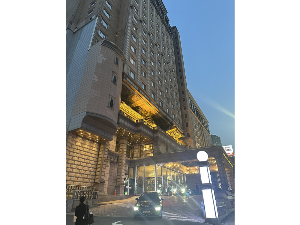 IMPERIAL PALACE SEOUR